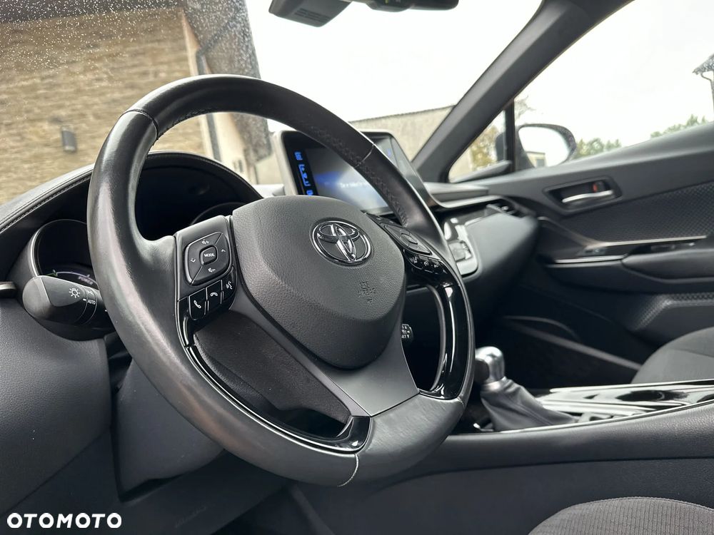 Toyota C-HR 1.8 Hybrid Dynamic - 30