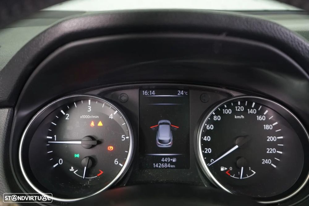 Nissan Qashqai 1.5 dCi N-Connecta Business - 23