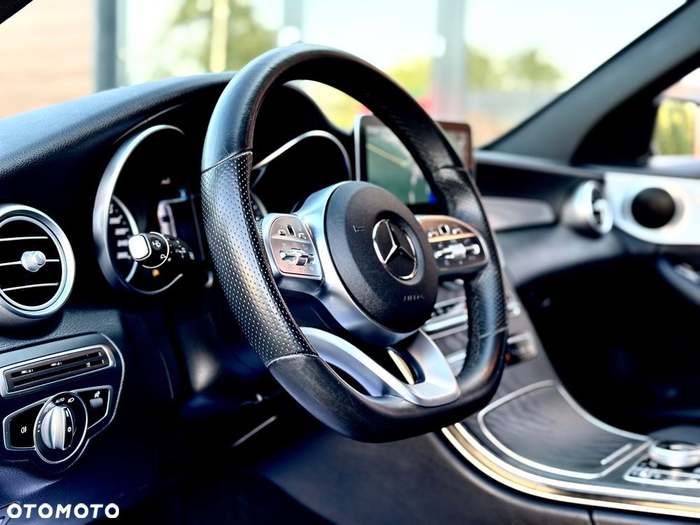 Mercedes-Benz Klasa C 220 d 9G-TRONIC AMG Line - 24