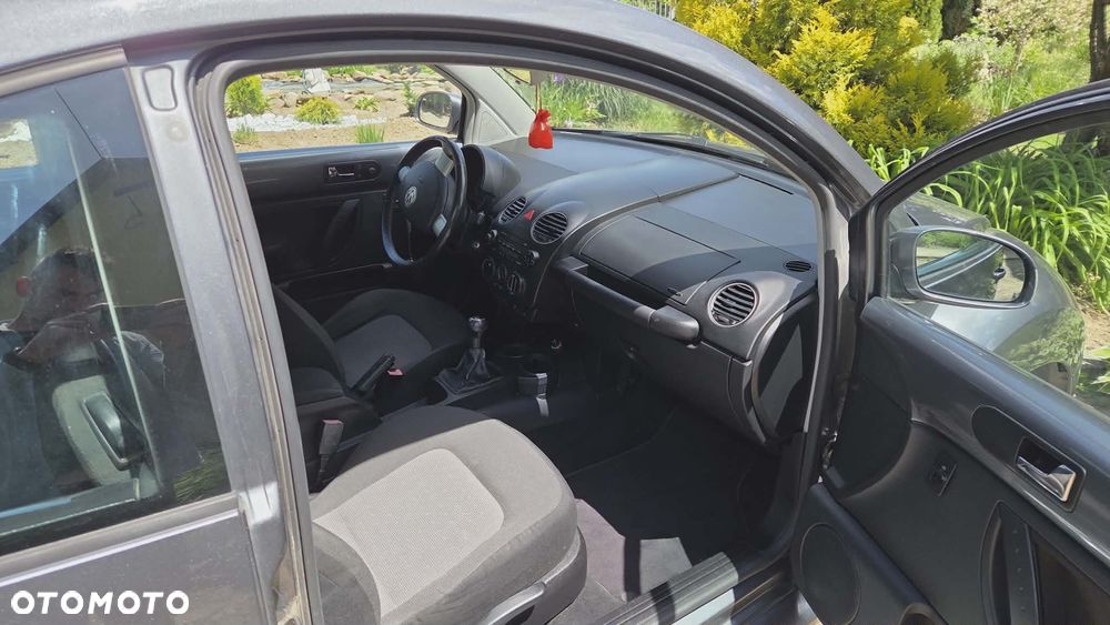Volkswagen New Beetle 1.9 TDI - 8