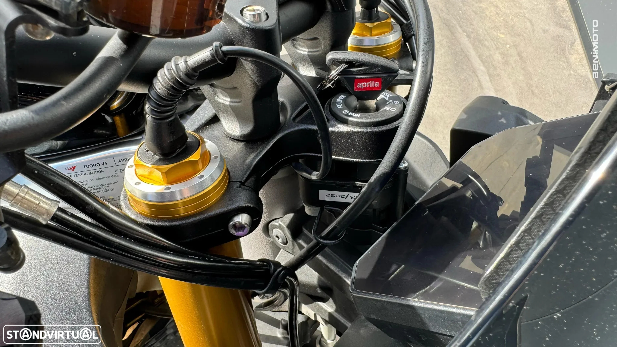 Aprilia Tuono V4 1100 - 19