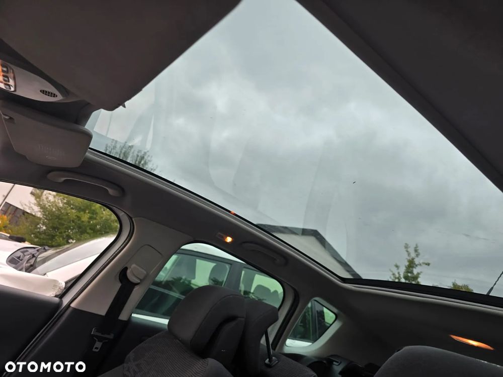 Peugeot 3008 HDi 150 Active - 10