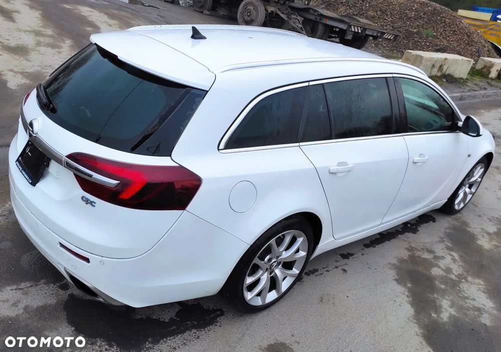 Opel Insignia 2.8 V6 Turbo Sports Tourer 4x4 Automatik OPC - 3