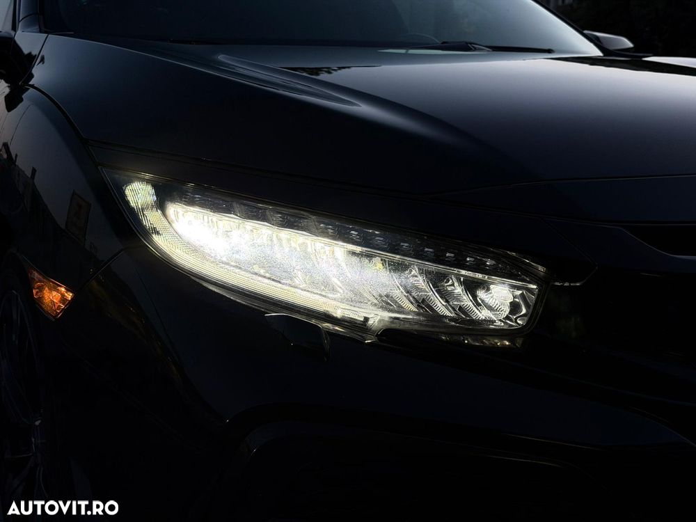 Honda Civic 1.5 VTEC Turbo CVT Sport Plus - 11