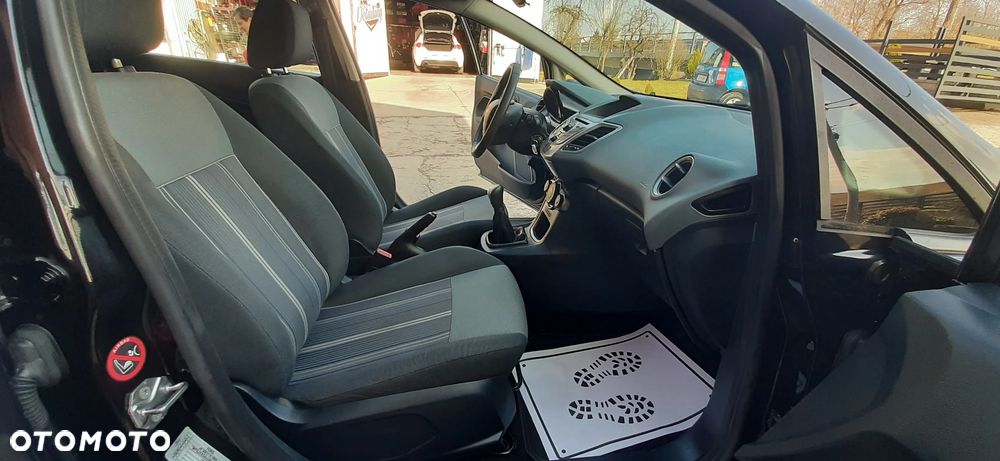Ford Fiesta - 33