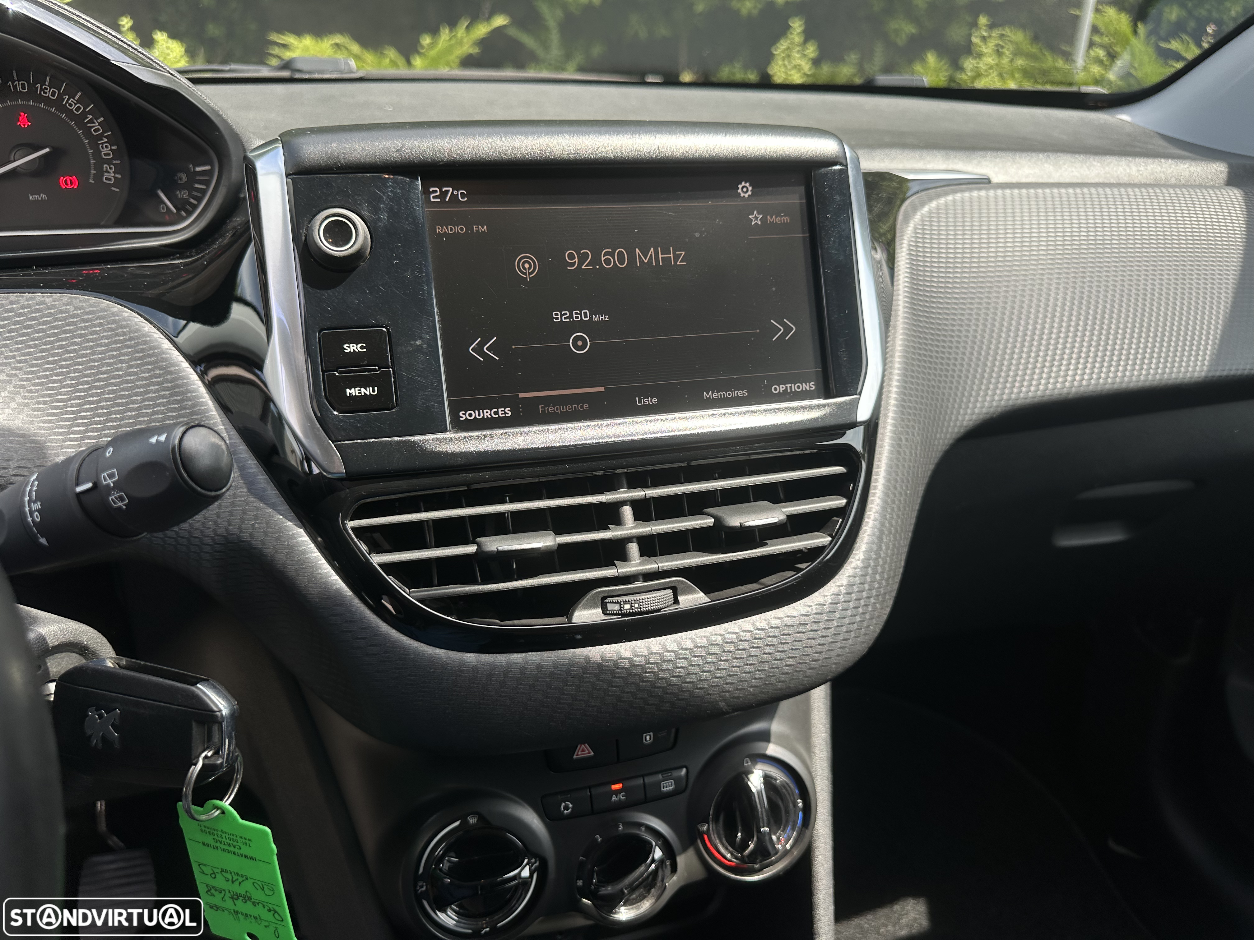 Peugeot 2008 PureTech 100 Style - 16