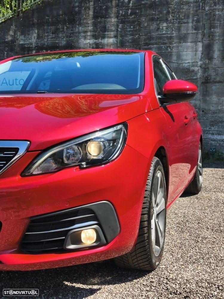 Peugeot 308 1.2 PureTech Allure J17 — fotografia 8