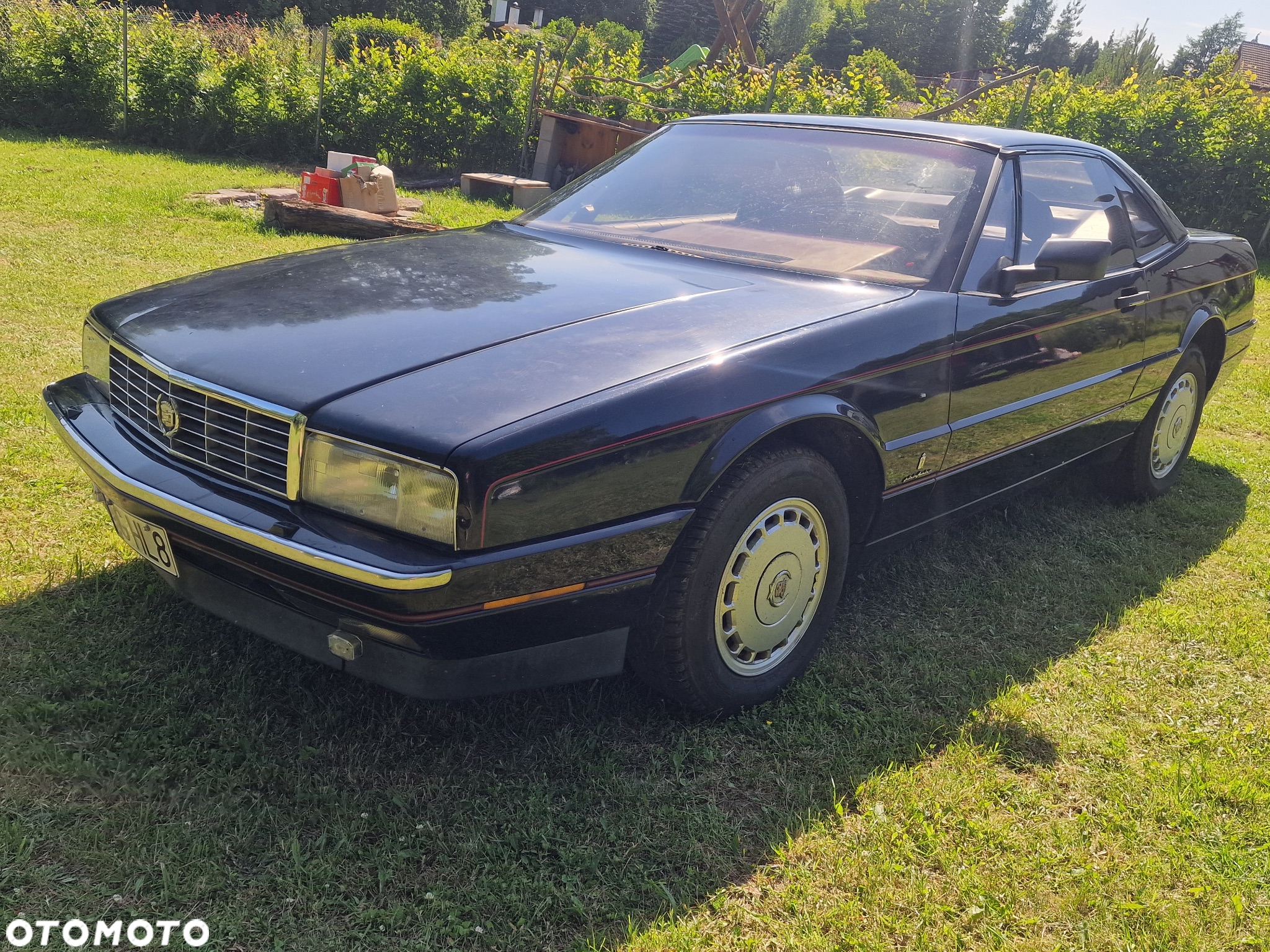 Cadillac Allante - 18