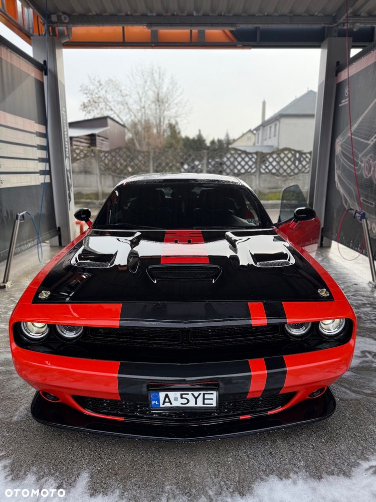 Dodge Challenger Automatik R/T Plus - 2