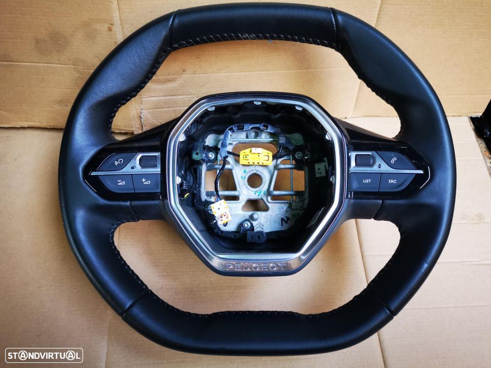 PEUGEOT 208 II VOLANTE V104 - 1