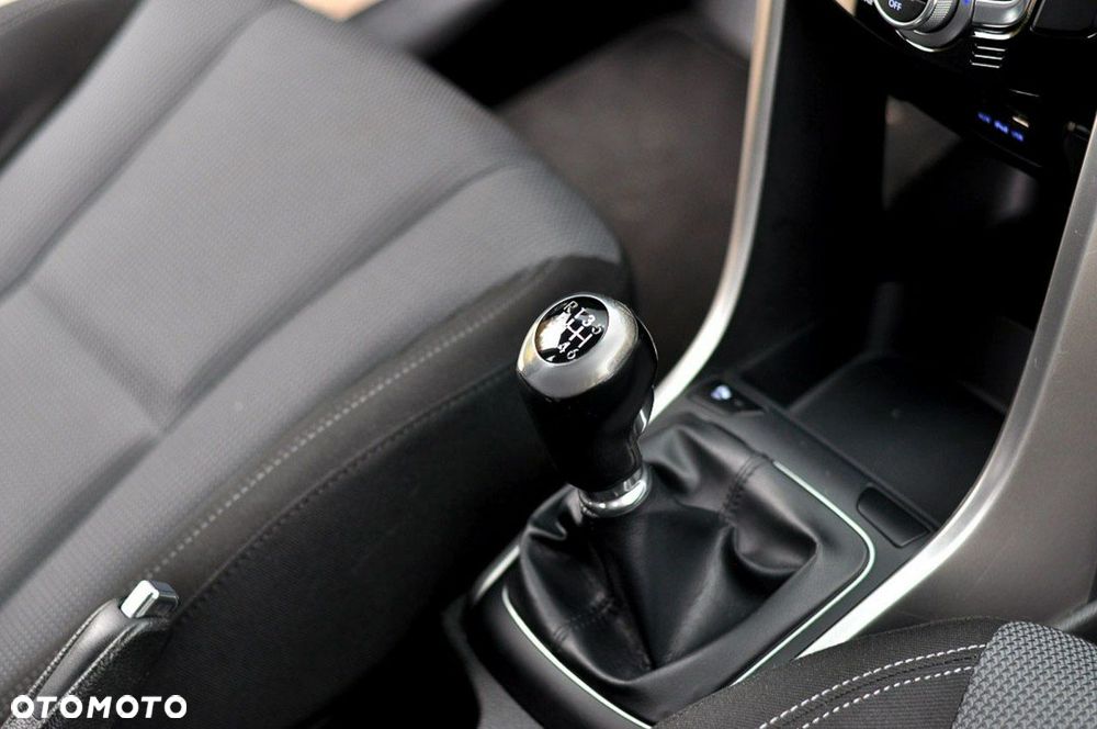 Hyundai i30 1.6 CRDi BlueDrive Premium - 20