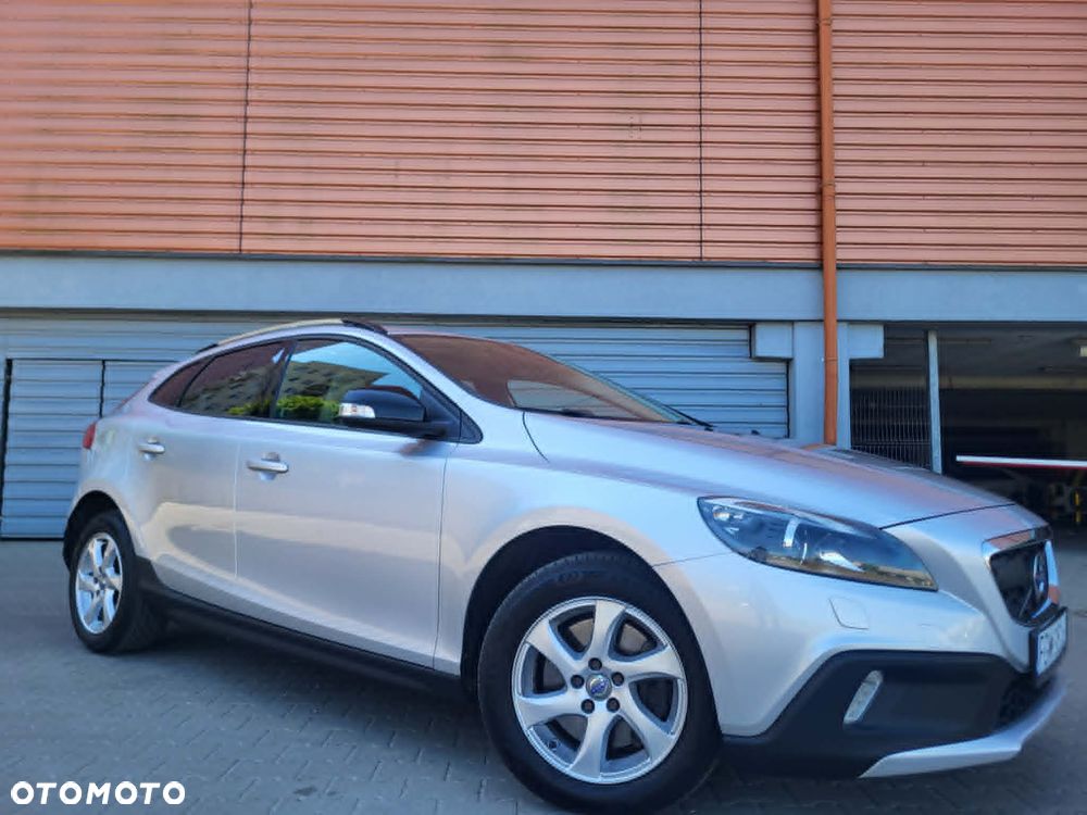 Volvo V40 Cross Country D2 Summum - 2