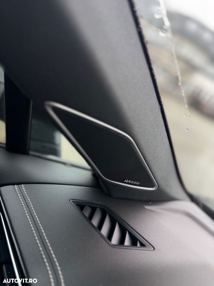 Volkswagen Touareg V6 TDI 4MOTION R-Line - 18