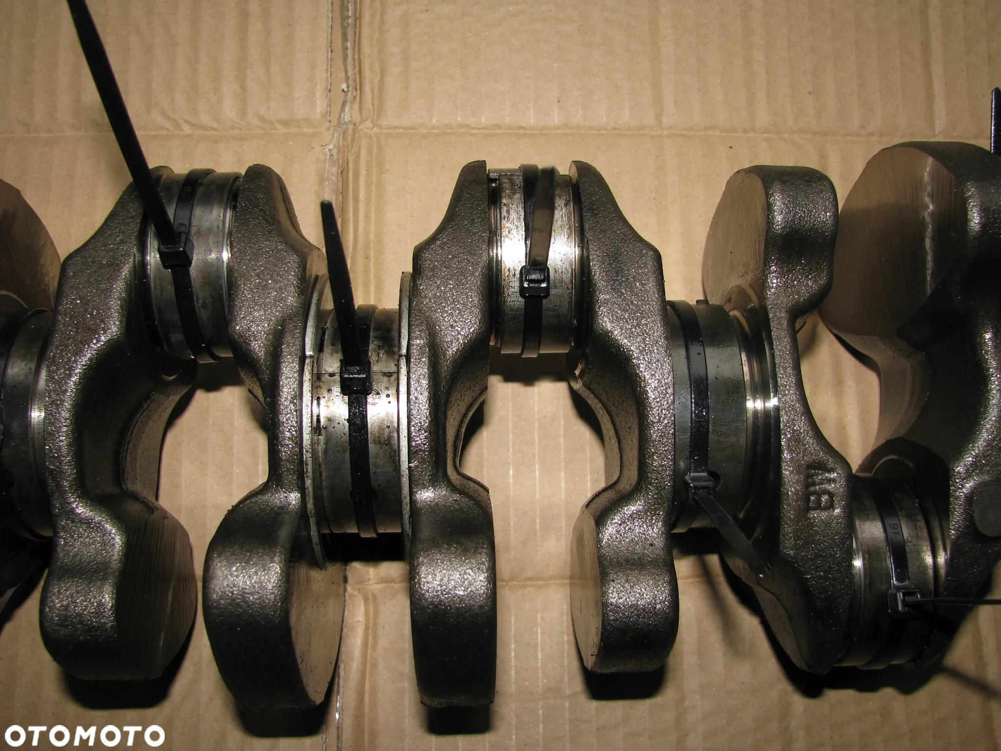 WAŁ KORBOWY PANEWKI HYUNDAI I30 I 07-12 D4FB 1.6 CRDI - 3