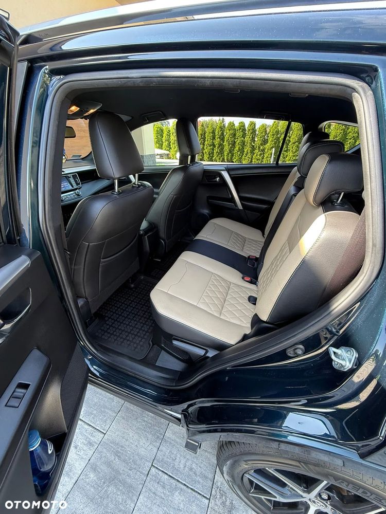 Toyota RAV4 Hybrid Selection 4x4 - 15