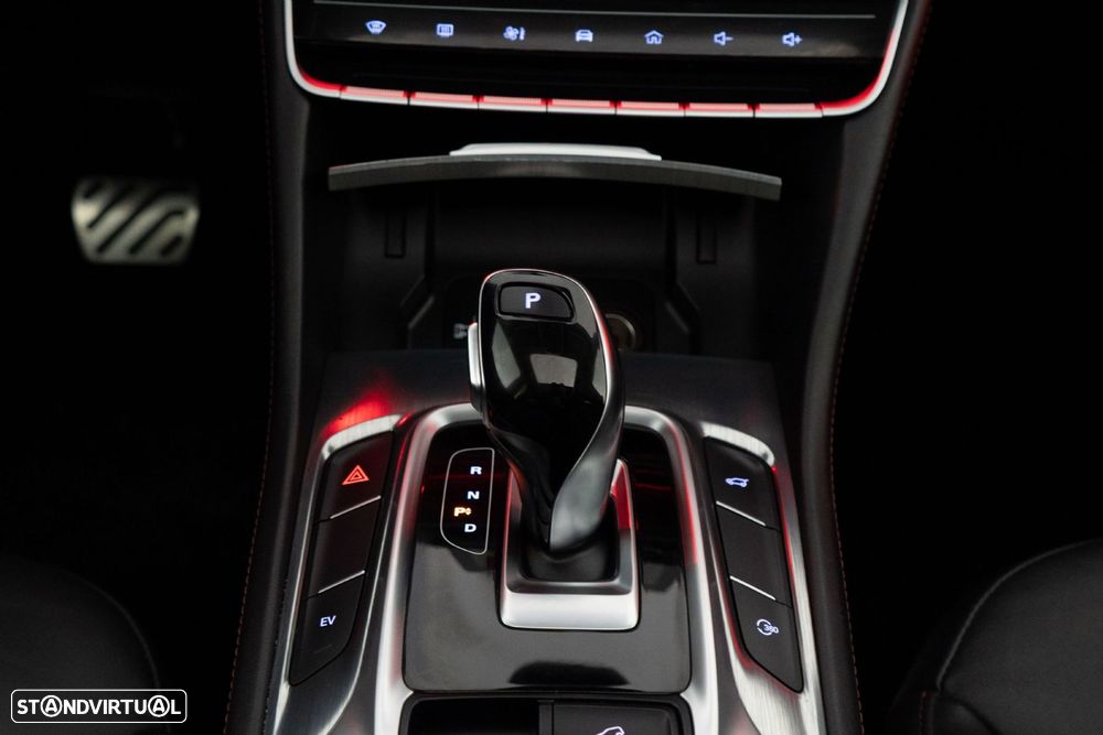 MG EHS 1.5 T-GDI Plug-in Hybrid Luxury - 27