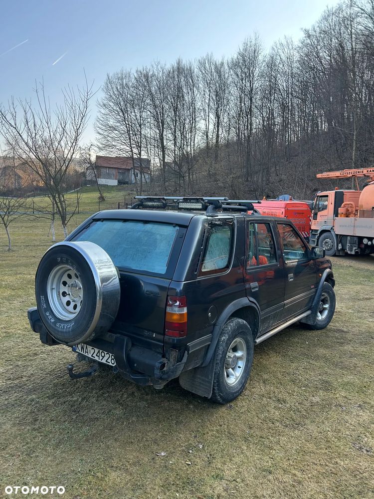 Opel Frontera 2.4 - 3