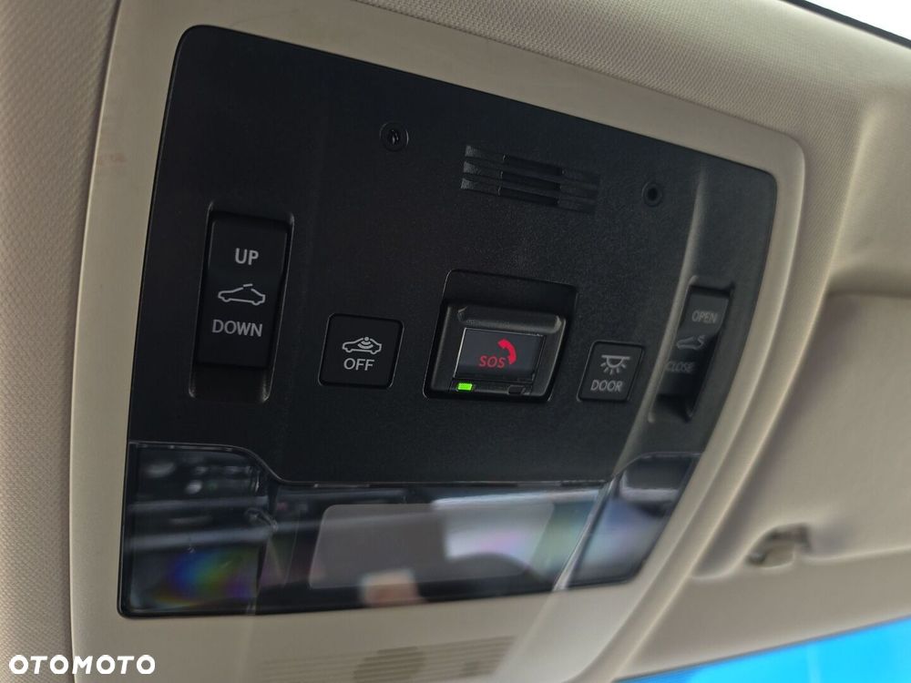 Lexus ES 300h Business Edition - 29