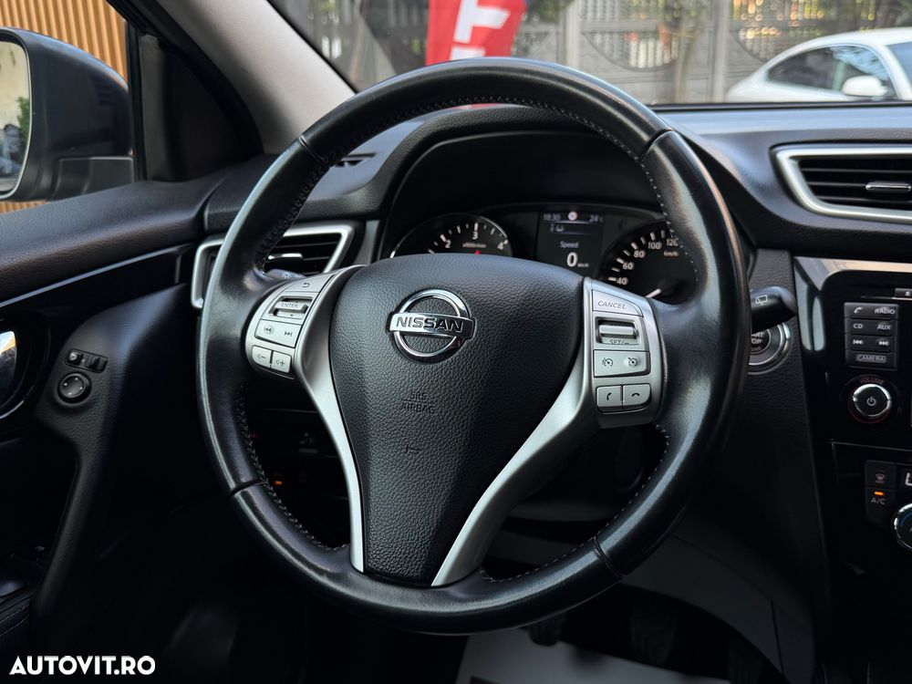 Nissan Qashqai 1.6 DCI TEKNA - 19