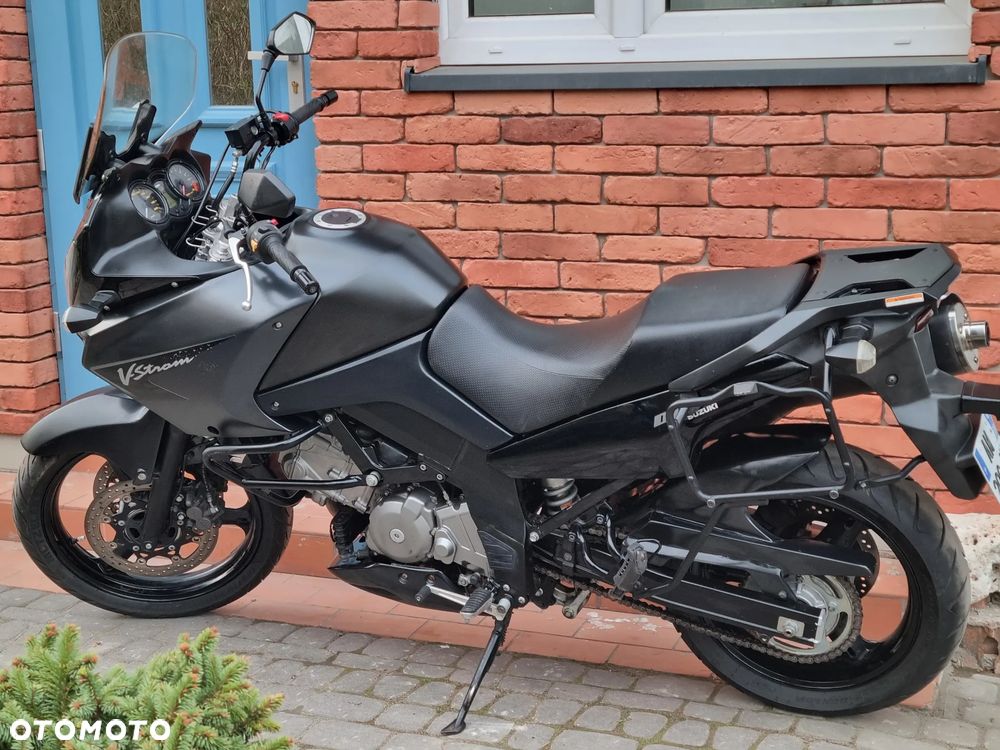 Suzuki V-STROM - 2