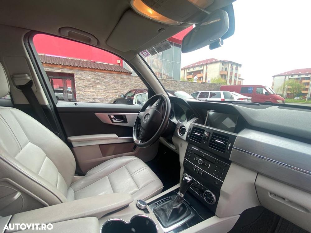 Mercedes-Benz GLK 250 CDI DPF 4Matic BlueEFFICIENCY 7G-TRONIC - 10