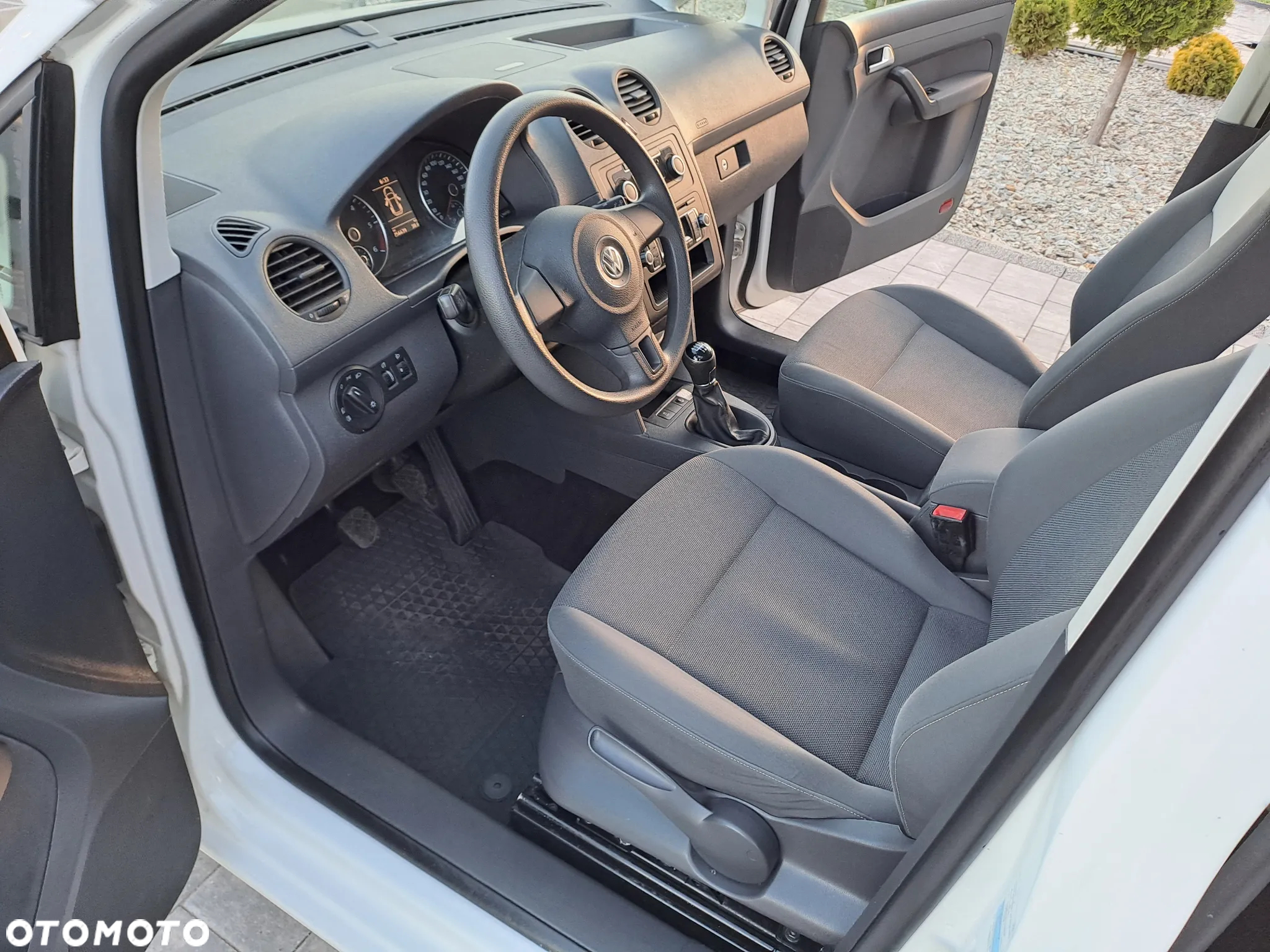 Volkswagen Caddy Maxi 2.0 TDI Comfortline 4Motion - 12