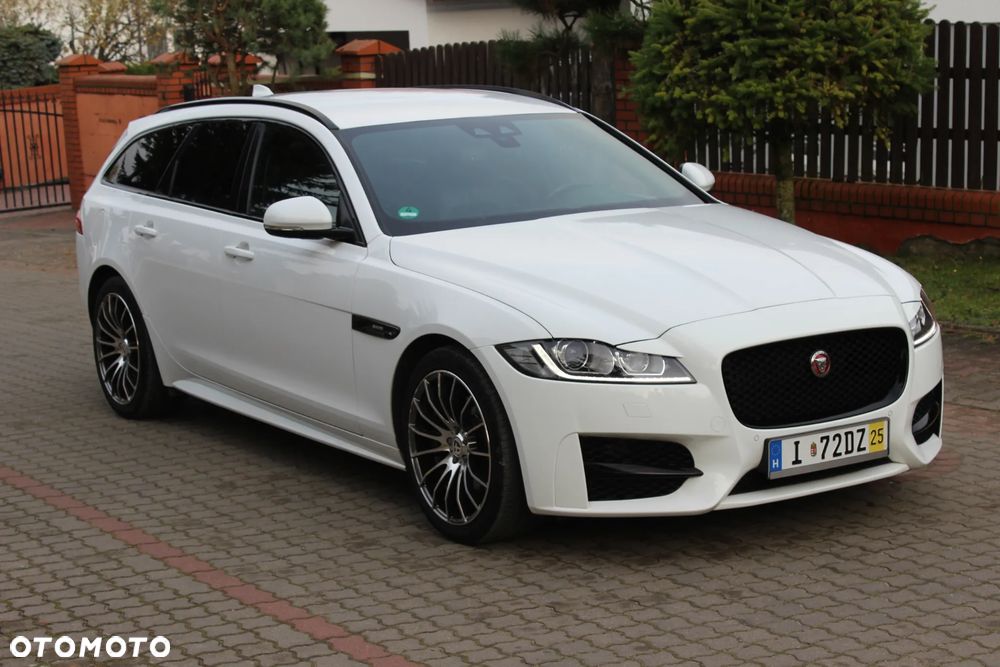 Jaguar XF 25d R-Sport - 35
