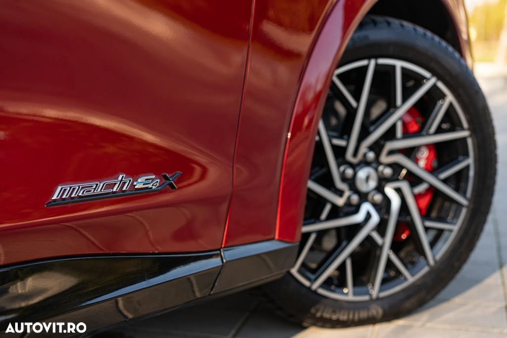 Ford Mustang Mach-E AWD 358 kW GT - 4