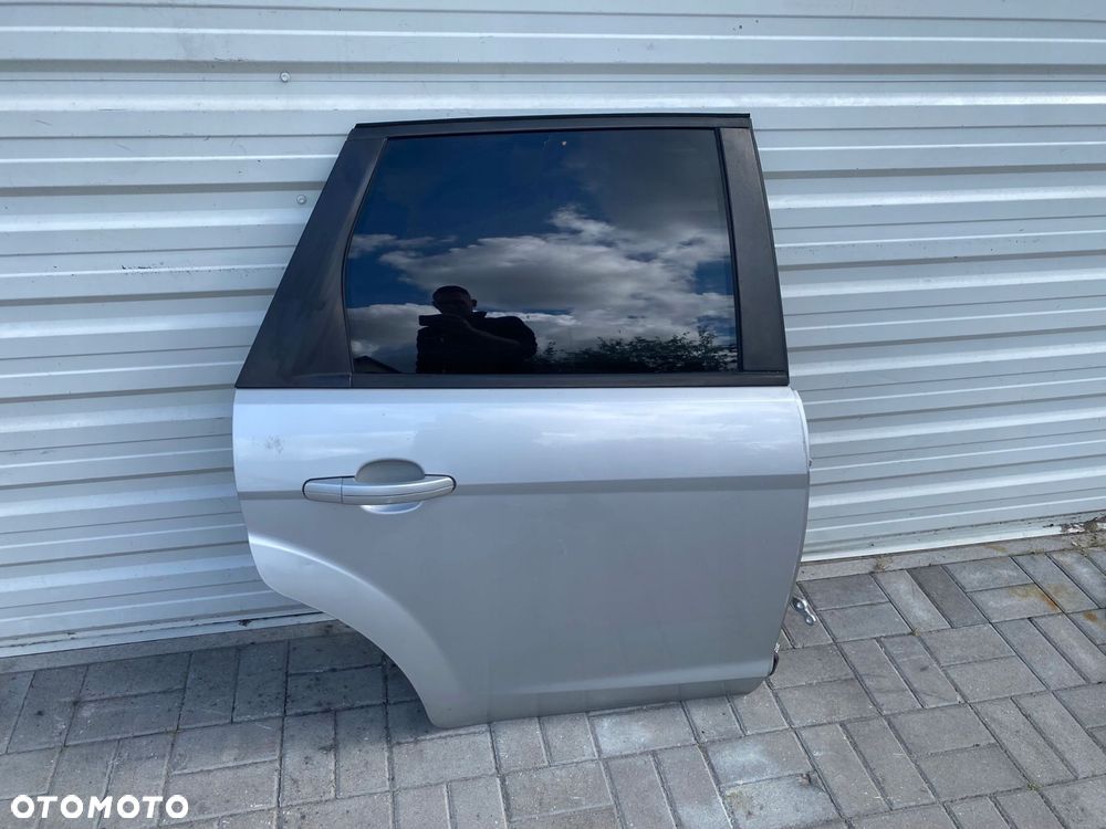 drzwi prawy tył prawe tylnie ford focus mk2 lift kod lakieru: 03 kombi eu - 3