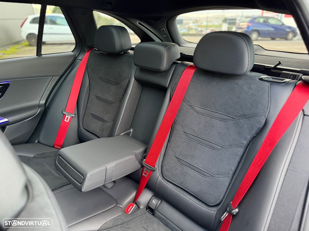 Mercedes-Benz C 63 AMG S E Performance 4Matic - 10