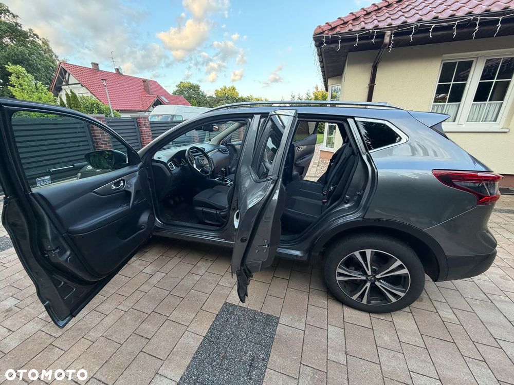 Nissan Qashqai 1.3 DIG-T N-Connecta - 15