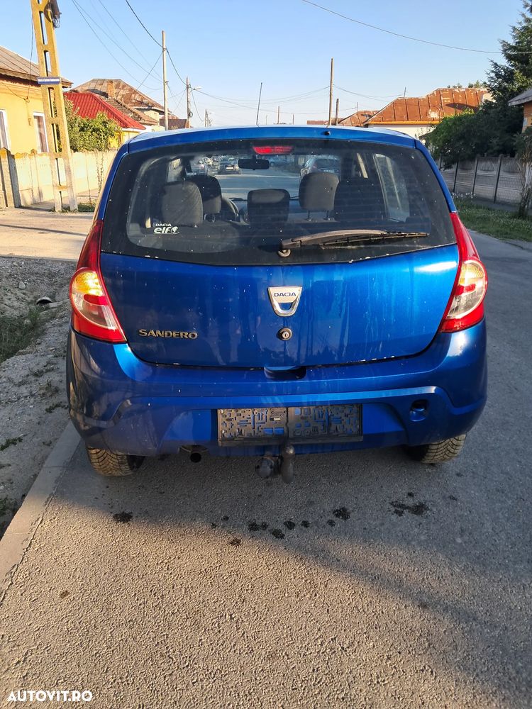 Dacia Sandero - 4