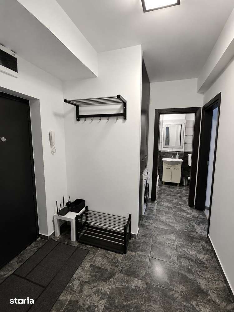 Apartament 2 camere cu cetrala si loc de parcare - Str Amurgului — fotografia 1