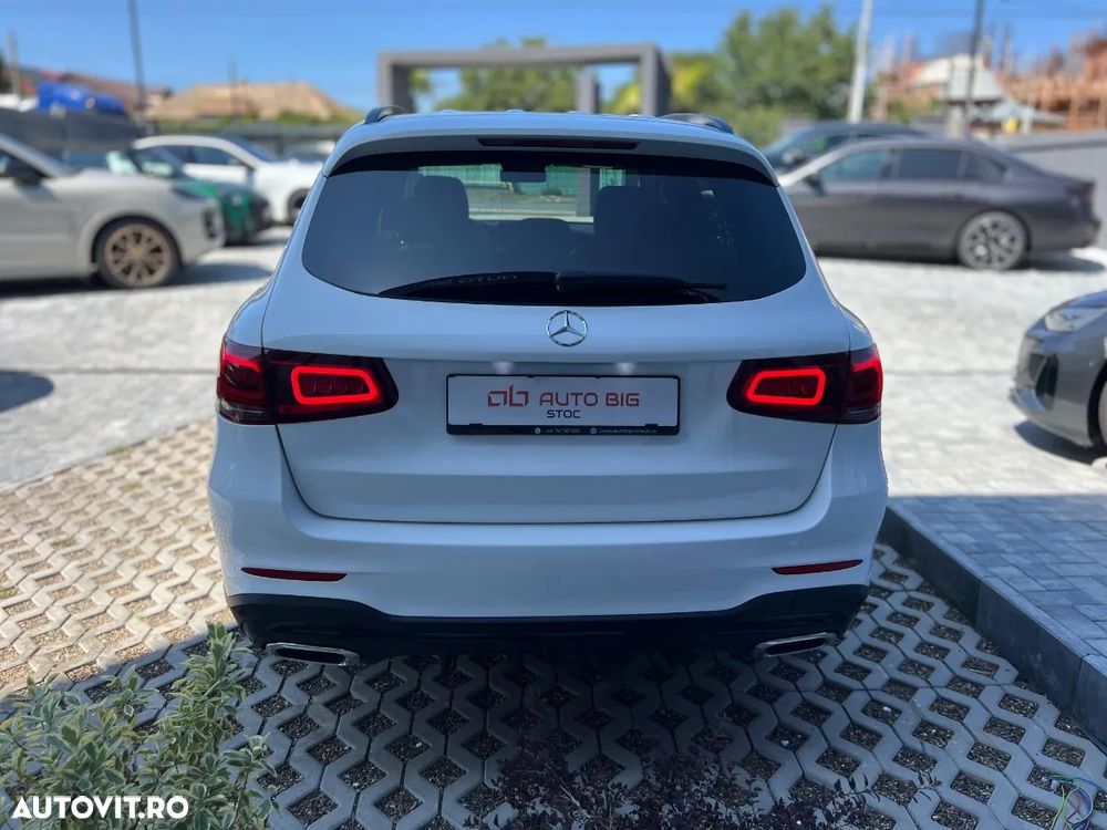 Mercedes-Benz GLC 300 d 4MATIC - 6