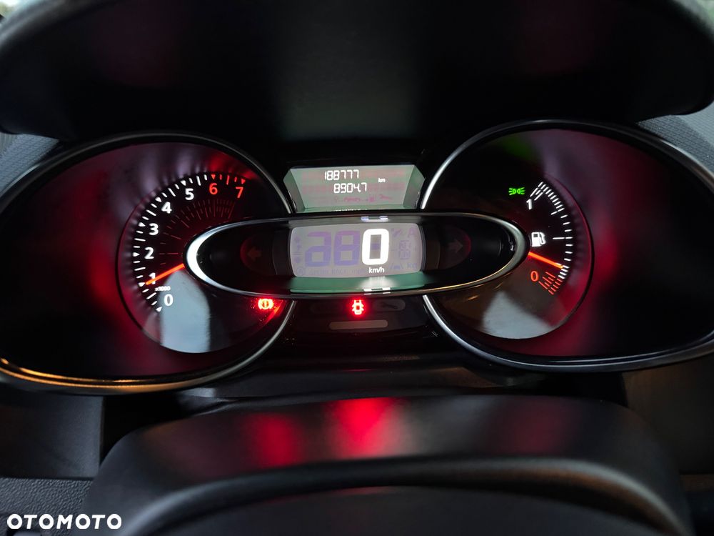 Renault Clio - 29