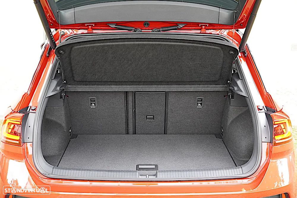 VW T-Roc 1.5 TSI R-Line DSG - 18