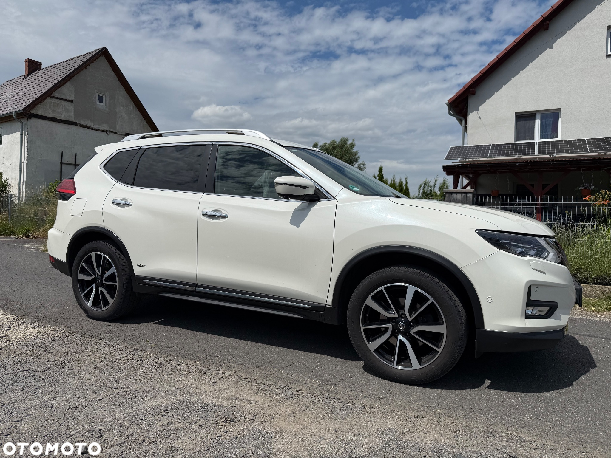 Nissan X-Trail 1.6 DIG-T Tekna 2WD 7os - 2