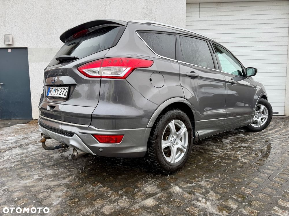 Ford Kuga - 12