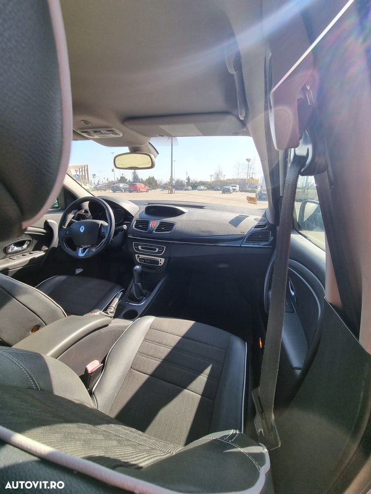 Renault Fluence 1.6 Dynamique - 10