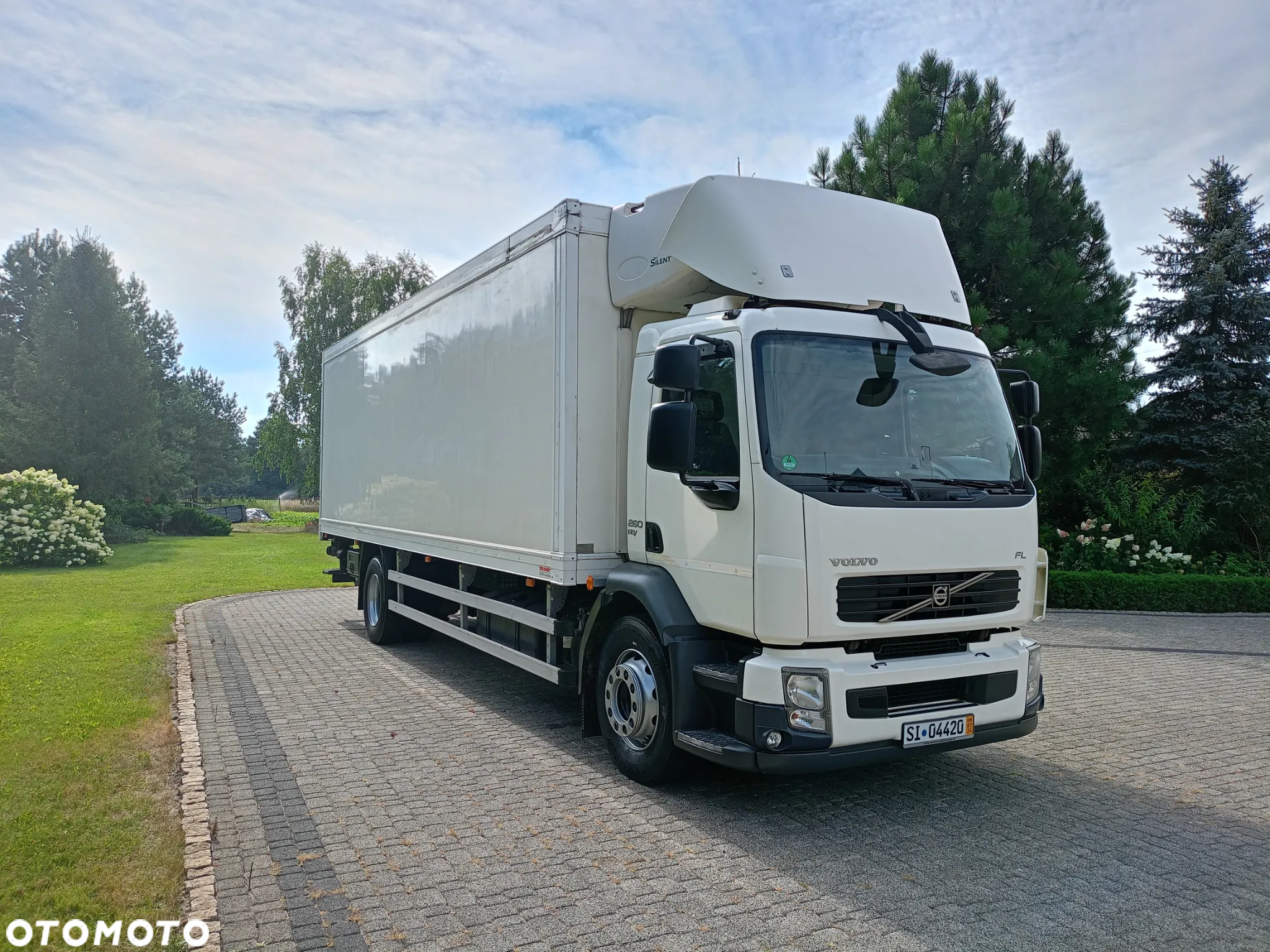 Volvo FLH 260 * DMC 18T * MULTITEMPERATURA * WINDA * - 2