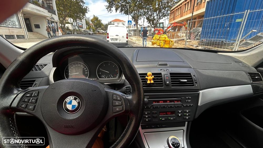 BMW X3 2.0 d - 6