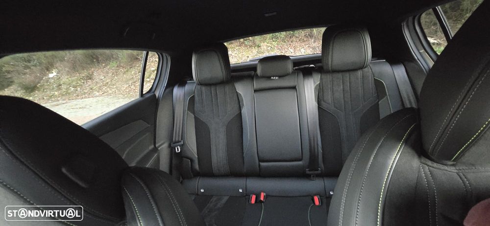 Peugeot 308 1.2 PureTech GT EAT8 - 6