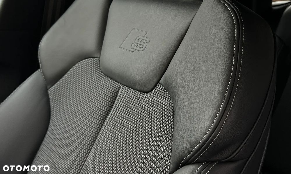 Audi Q5 Sportback 40 TDI quattro S tronic S line - 11