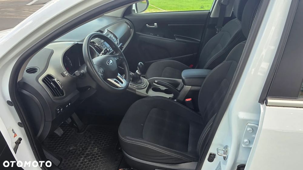 Kia Sportage 1.6 GDI L 2WD - 9