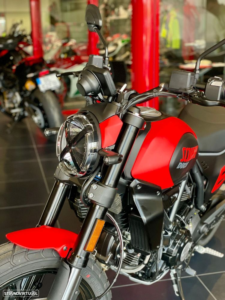 Ducati Scrambler Full Throttle - 4