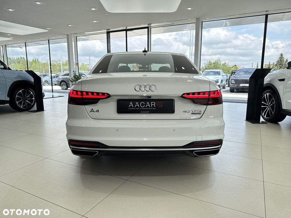Audi A4 Limousine 40 TFSI mHEV Advanced S tronic - 4