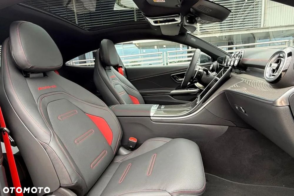 Mercedes-Benz CLE Mercedes-AMG 53 4MATIC+ AMG SPEEDSHIFT TCT 9G - 12