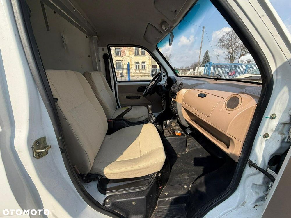 DFSK DFSK Piagoo Foodtruck food truck kontener 2013 - 10