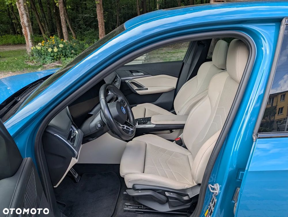 BMW iX1 xDrive30 66.5kWh - 8