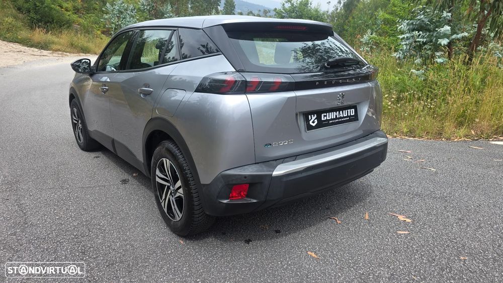 Peugeot e-2008 Allure Pack - 6